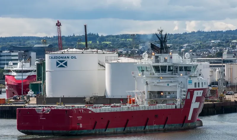FAR SPICA Offshore Vessel IMO 9629005 photo 2