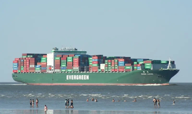 EVER LUCID Container Ship IMO 9629055 photo 8