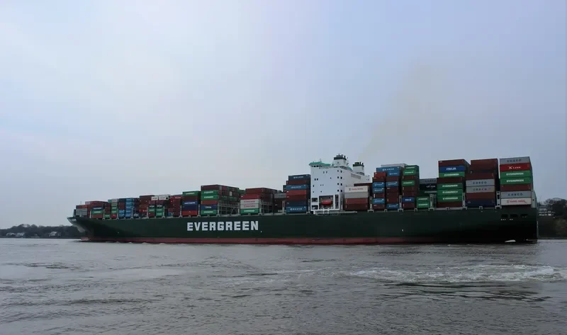 EVER LUCENT Container Ship IMO 9629067
