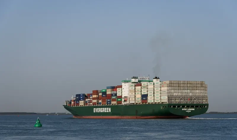 EVER LISSOME Container Ship IMO 9629079