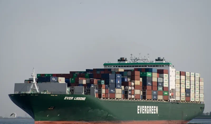 EVER LISSOME Container Ship IMO 9629079 photo 2