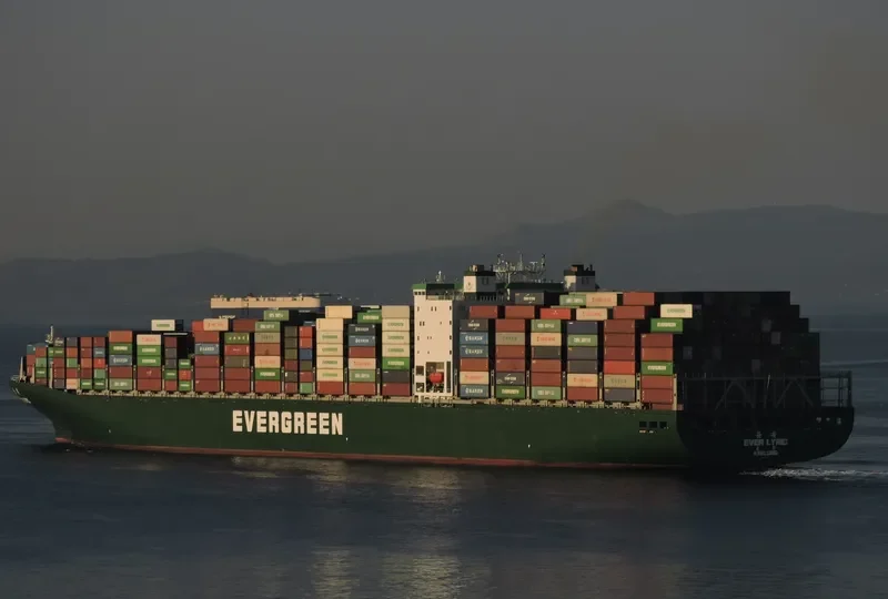 EVER LYRIC Container Ship IMO 9629108 photo 9