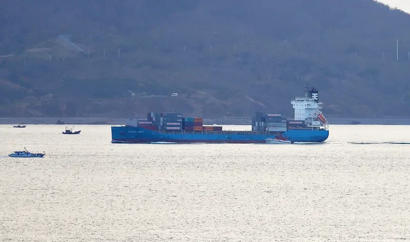 VEGA SKY Container Ship IMO 9629407 photo 8
