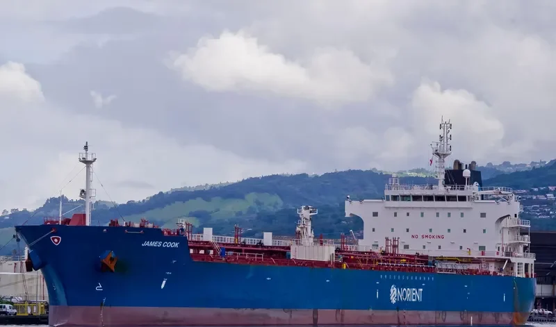 JAMES COOK Tanker IMO 9629691 photo 4
