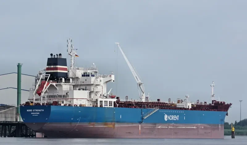 JAMES COOK Tanker IMO 9629691 photo 7