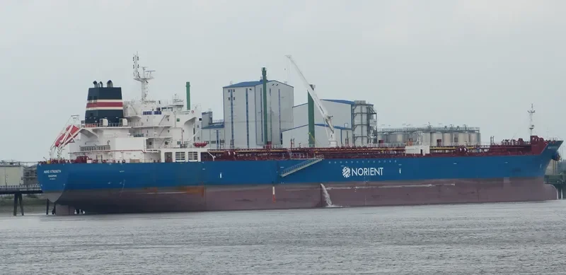 JAMES COOK Tanker IMO 9629691 photo 8