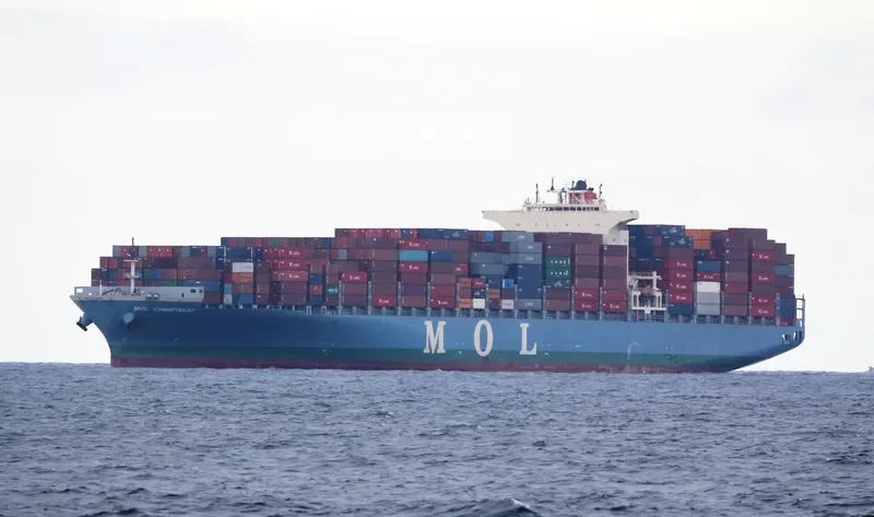 ONE COMMITMENT Container Ship IMO 9629902 photo 4
