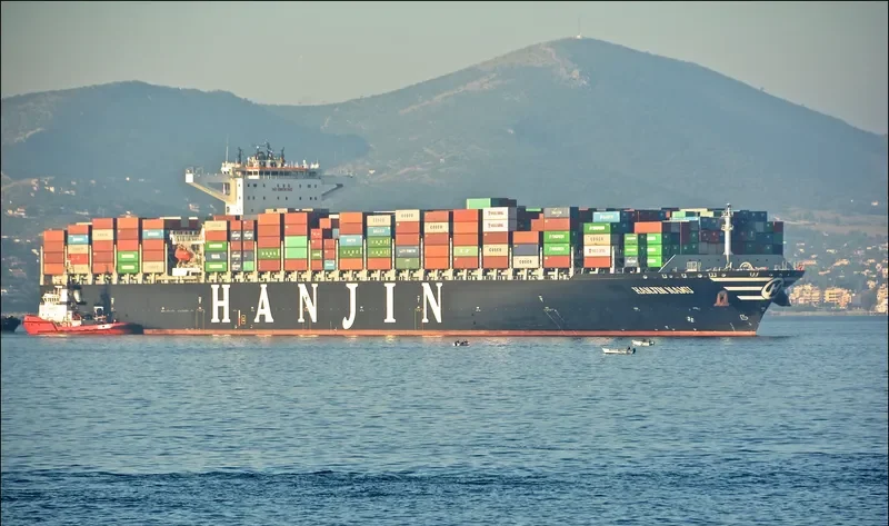 SEASPAN YANGTZE Container Ship IMO 9630389 photo 9
