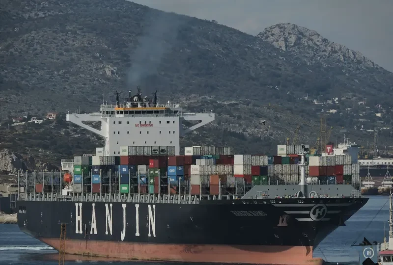 SEASPAN YANGTZE Container Ship IMO 9630389 photo 10