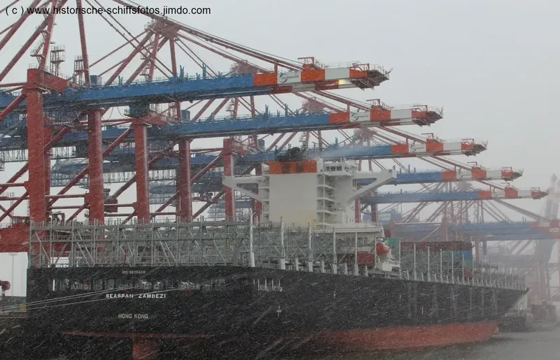 SEASPAN ZAMBEZI Container Ship IMO 9630406