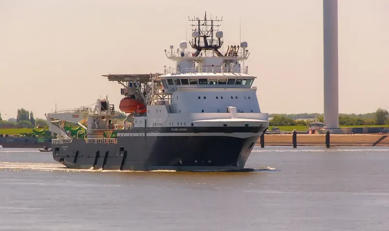 ISLAND CROWN Offshore Vessel IMO 9630535 photo 3