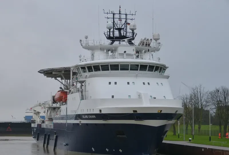 ISLAND CROWN Offshore Vessel IMO 9630535 photo 9