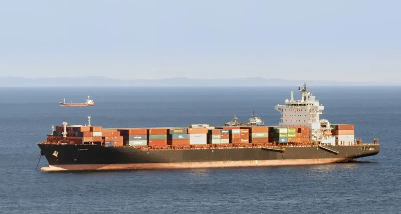 LOUISE Container Ship IMO 9631137 photo 4