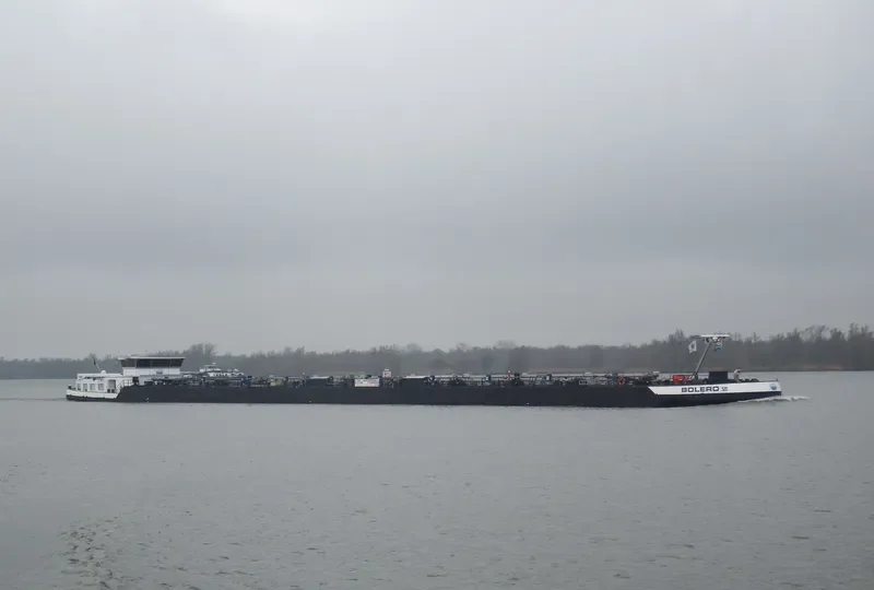 MEMPHIS Tanker IMO 9631943 photo 2