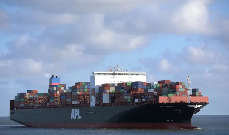 APL TEMASEK Container Ship IMO 9631955 photo 8