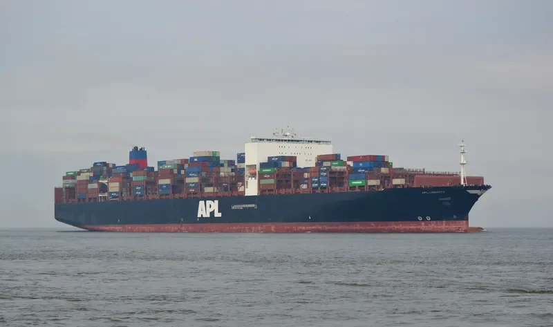 APL LION CITY Container Ship IMO 9631967 photo 5
