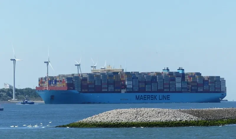 MAREN MAERSK Container Ship IMO 9632129 photo 5