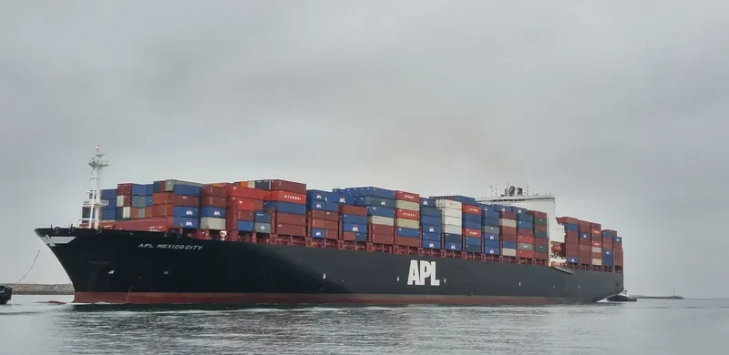 APL MEXICO CITY Container Ship IMO 9632210 photo 3