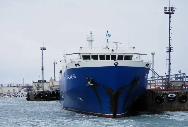 BALAKEN Ro-Ro IMO 9632363 photo 3