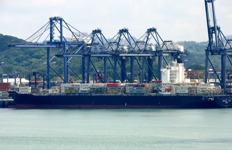 KMARIN AZUR Container Ship IMO 9632492 photo 9