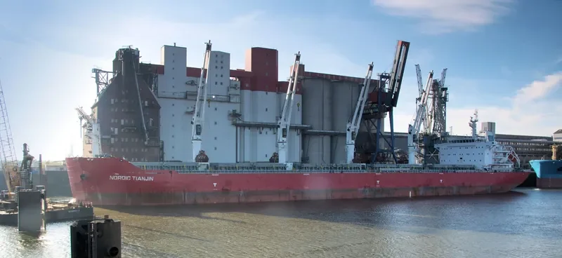 XIN HAI TONG 25 Bulk Carrier IMO 9632789 photo 8