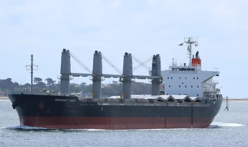 MERCHANT THREE Bulk Carrier IMO 9633020 photo 7