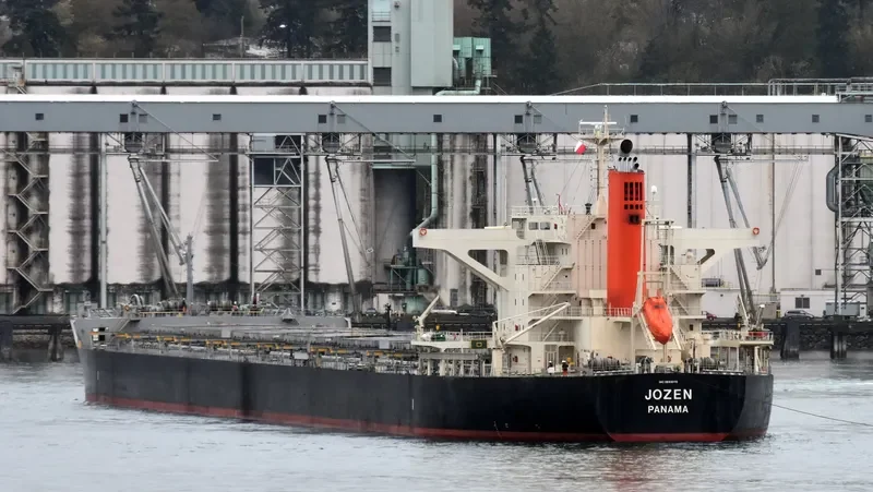 JOZEN Bulk Carrier IMO 9633070 photo 4