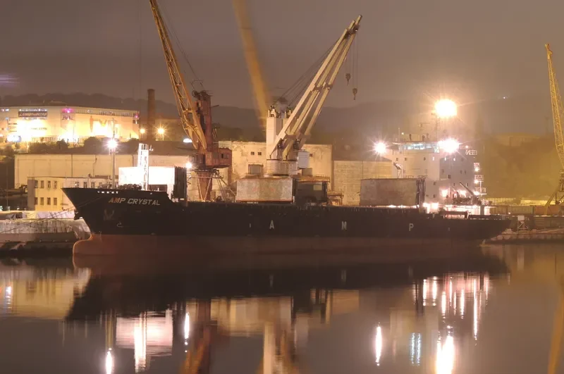 AMP CRYSTAL General Cargo IMO 9633836