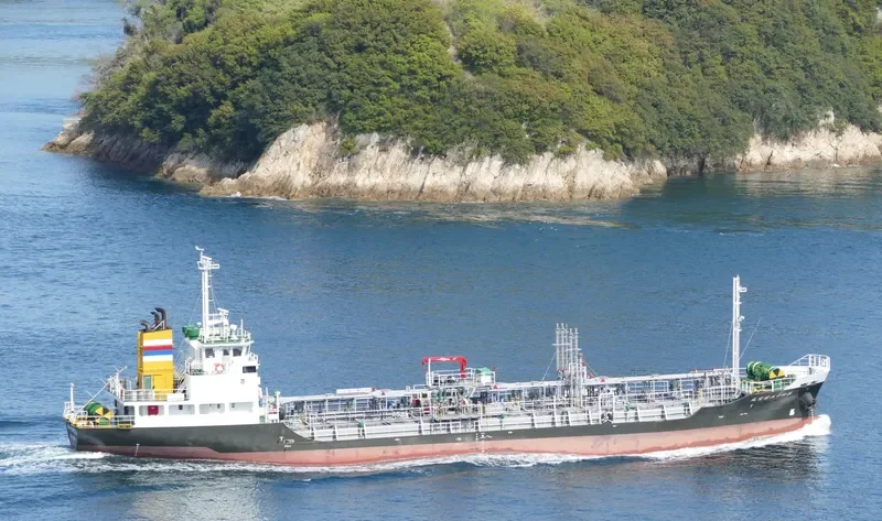 EIHO MARU NO.65 Tanker IMO 9634000 photo 3