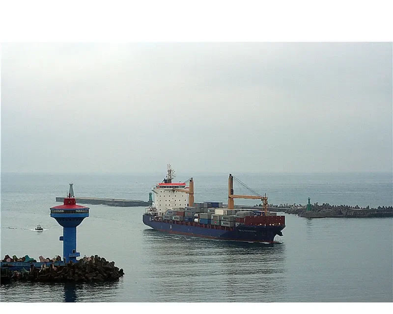 OCEANA Container Ship IMO 9634684 photo 2