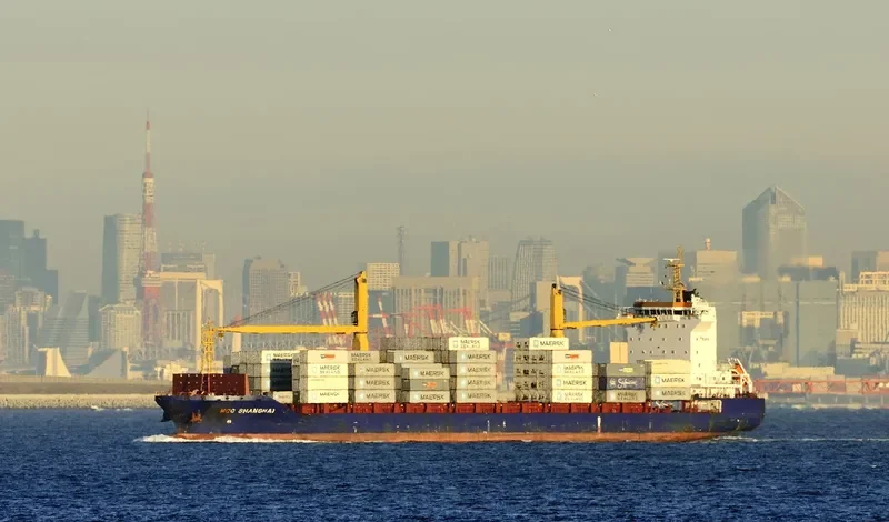 OCEANA Container Ship IMO 9634684 photo 3