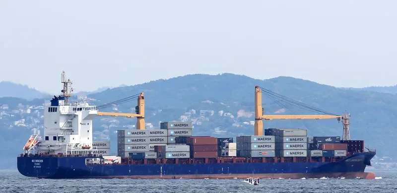 MCC SHENZHEN Container Ship IMO 9634696 photo 2
