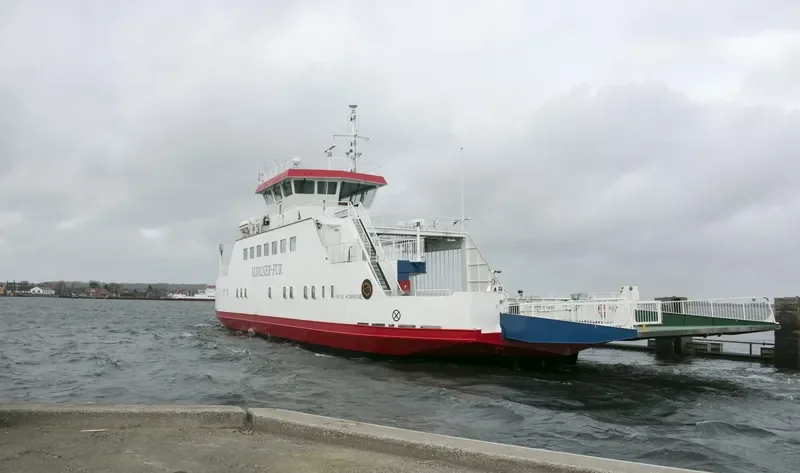 MJOLNER FUR Ro-Ro IMO 9635327