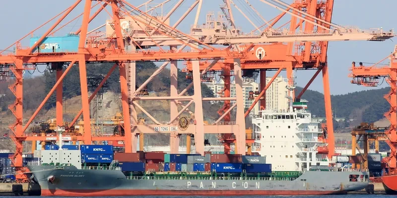 PANCON GLORY Container Ship IMO 9635418 photo 7