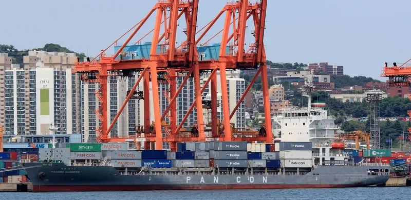 PANCON SUCCESS Container Ship IMO 9635420 photo 2