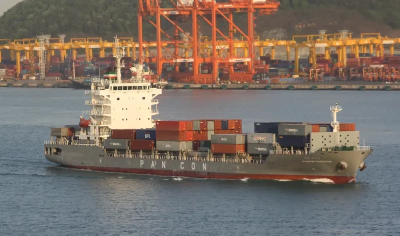 PANCON SUCCESS Container Ship IMO 9635420 photo 3