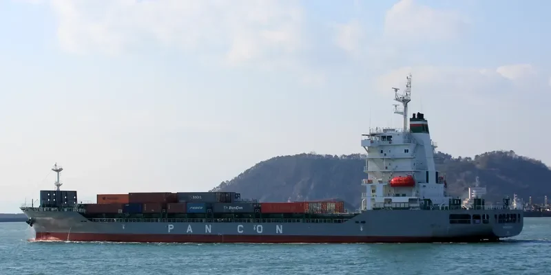 PANCON SUCCESS Container Ship IMO 9635420 photo 6
