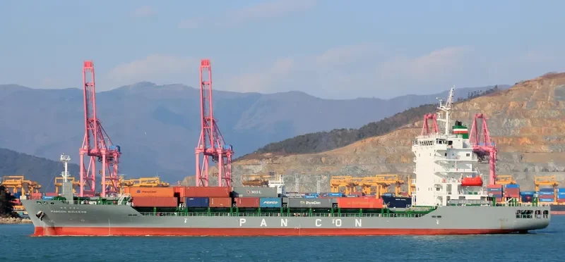 PANCON SUCCESS Container Ship IMO 9635420 photo 8