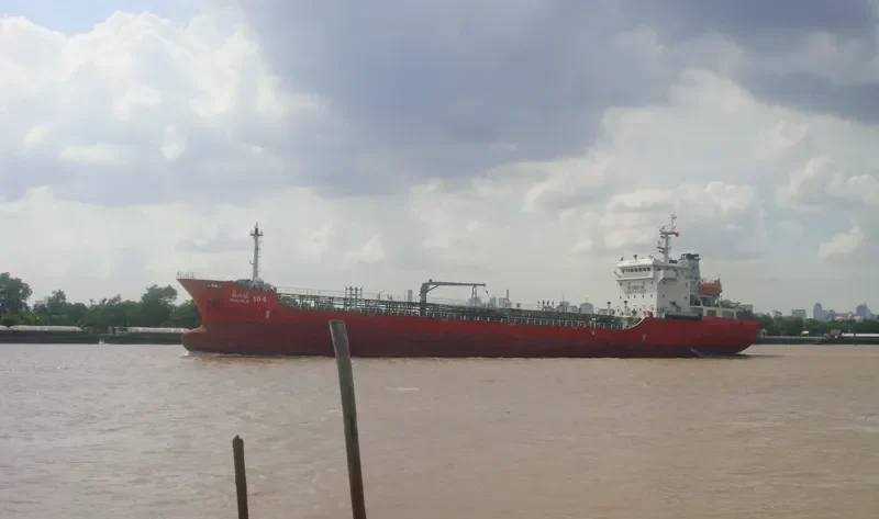 BIG SEA 104 Tanker IMO 9635535 photo 3