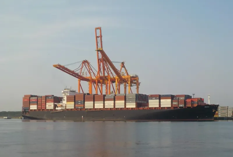 MARY Container Ship IMO 9635664 photo 3