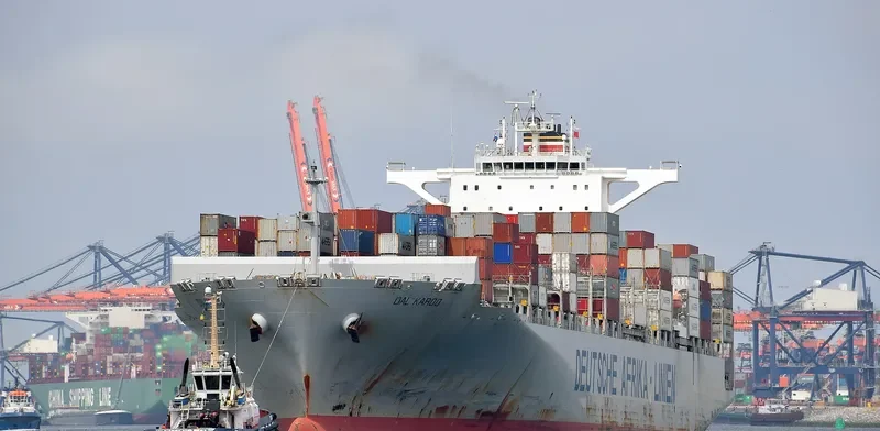 SFL MAUI Container Ship IMO 9635688 photo 4