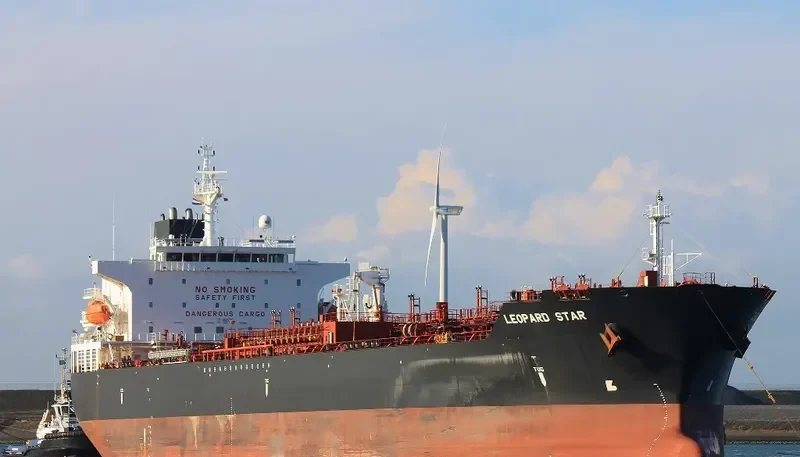 ELANDRA STAR Tanker IMO 9635767 photo 8