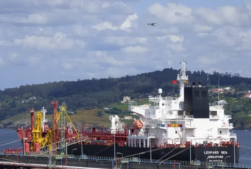 LEOPARD SEA Tanker IMO 9635779 photo 2