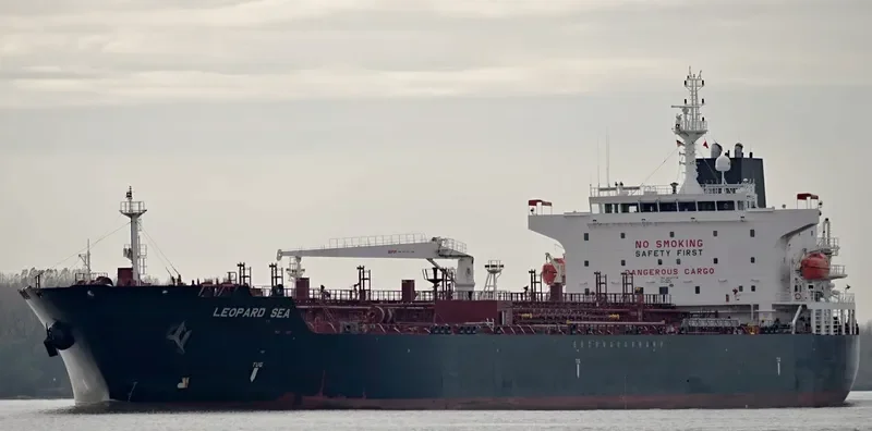 LEOPARD SEA Tanker IMO 9635779 photo 9