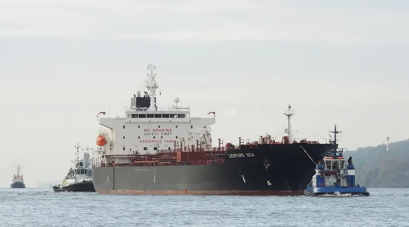 VALLE SOLE Tanker IMO 9635781 photo 10