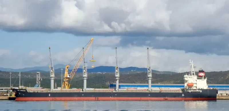 KEN BREEZE Bulk Carrier IMO 9636383 photo 10