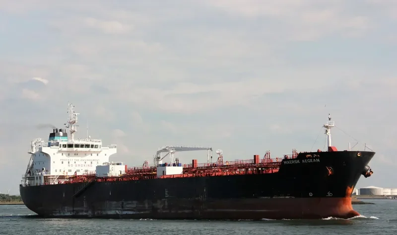MAERSK AEGEAN Tanker IMO 9636644 photo 5