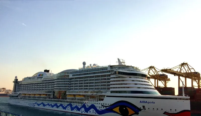 AIDAPERLA Passenger Ship IMO 9636967 photo 2