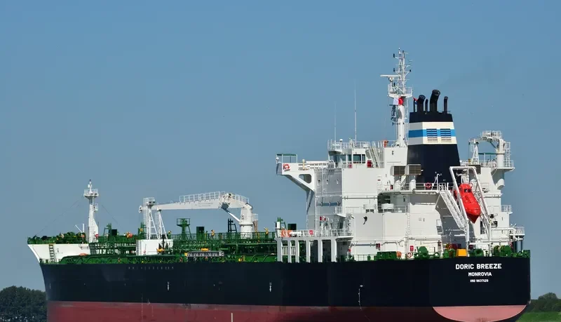 DORIC BREEZE Tanker IMO 9637129 photo 5