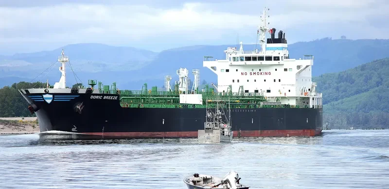 DORIC BREEZE Tanker IMO 9637129 photo 10